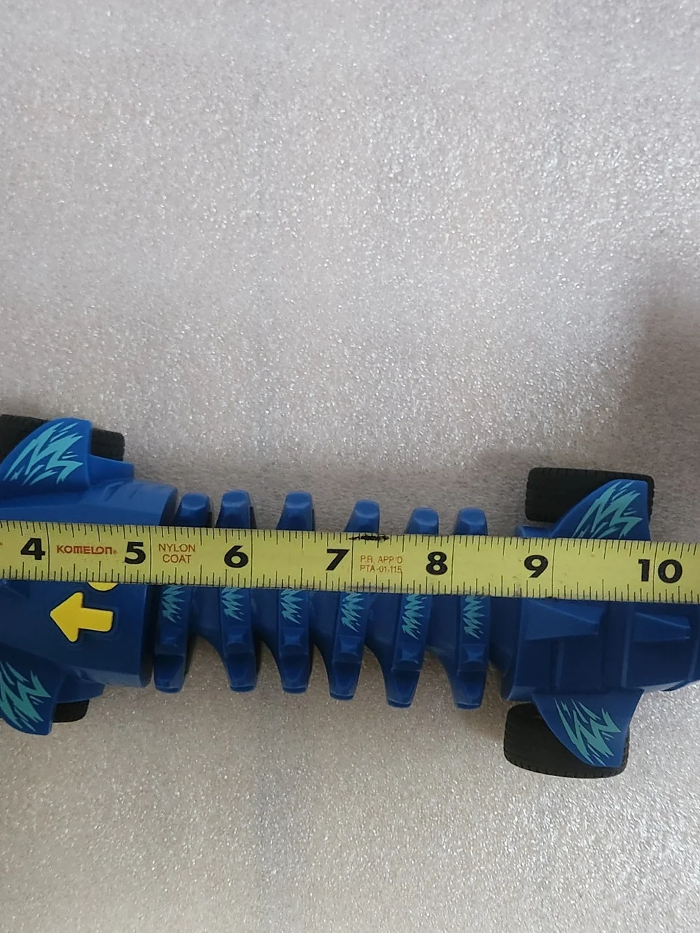 NIKOK Machine Lights And Sounds Shark Blue side winder 12 inch Tachan